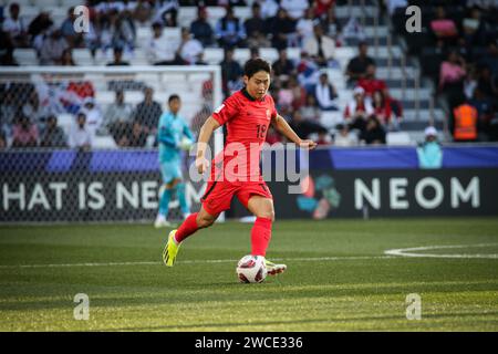 Doha, Qatar, 15 gennaio 2024, apertura della Coppa d'Asia 2023 gruppo e - Corea del Sud 3:1 Bahrain: Con il punteggio pareggiato a 1-1 dopo i gol di Hwang in-Beom e Abdullah al-Hashsash del Bahrain, Lee Kang-in del Paris St Germain guida la Corea del Sud alla vittoria della Coppa d'Asia 3-1 sul Bahrain. Foto Stock