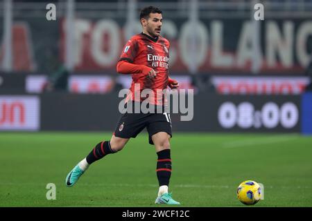 Milano, Italia. 14 gennaio 2024. Theo Hernandez del Milan durante la partita di serie A A Giuseppe Meazza, Milano. Il credito fotografico dovrebbe leggere: Jonathan Moscrop/Sportimage Credit: Sportimage Ltd/Alamy Live News Foto Stock