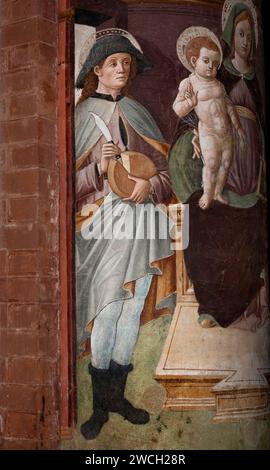 San Lucio, particolare da Madonna col bambino in trono tra S.Lucio e S.Lucia - affresco - Leonardo Vidolenghi da Marzano - 1453 - Pavia, chiesa di Foto Stock