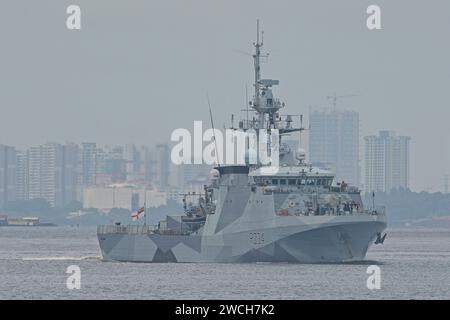 Royal Navy HMS Spey (P234), nave da pattuglia offshore classe fiume Foto Stock