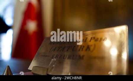 ERZURUM, TURCHIA - 07 23, 2023: Dopo il crollo dell'Impero ottomano, Mustafa Kemal Atatürk iniziò a lavorare per fondare la Repubblica di Turchia. Erzurum Foto Stock