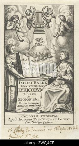 La donna scrive e trae ispirazione dalle muse mentre gli angeli giocano su strumenti musicali, Cornelis van Dalen (i), stampatrice del 1646: Amsterdampublisher: Cologne paper Engraving (story of the) Muses; 'Muse' (Ripa). angeli che cantano, fanno musica Foto Stock