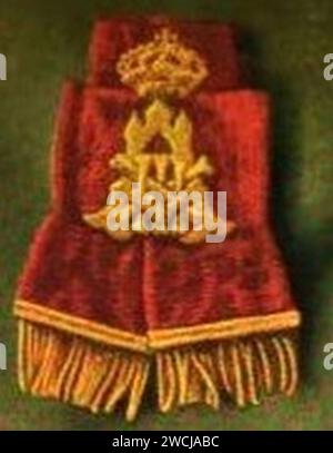 6) Lazo de Ayudante de su Majestad el Rey from Real Casa y Patrimonio de la Corona de España - insignias palatinas (ritagliato). Foto Stock