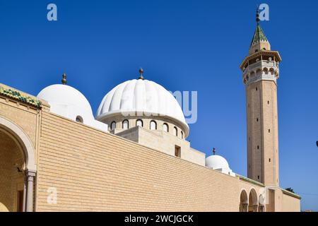 Moschea di Bourguiba a Monastir (Tunisia). Tradizionale architettura musulmana. Foto Stock