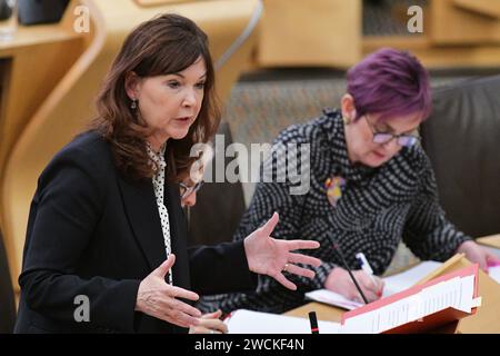 Edimburgo Scozia, Regno Unito 16 gennaio 2024. Lord Advocate RT Hon Dorothy Bain KC al Parlamento scozzese. credit sst/alamy live news Foto Stock