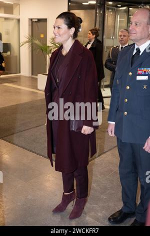 Stoccolma, Svezia. 16 gennaio 2023. Crown Princess Victoria visita l'Accademia della difesa di Stoccolma, Svezia, 16 gennaio 2023. Foto di Henrik Montgomery/TT/code 10060 credito: TT News Agency/Alamy Live News Foto Stock