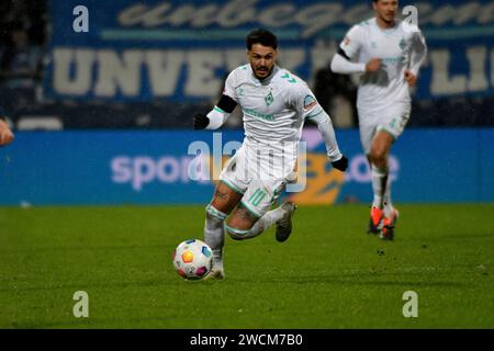 Bochum, Deutschland. 14 gennaio 2024. Fussball; Spieltag 17; 1. Bundesliga; Saison 20223/2024; VfL Bochum gegen Werder Brema AM 14.01.2024 a Bochum. UBz: 10 Leonardo Bittencourt, Werder Brema. Credito: dpa/Alamy Live News Foto Stock