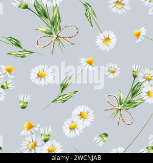 Motivo ad acquerello senza cuciture con illustrazione di fiori a margherita bianchi isolati su sfondo bianco. Camomilla. Dettaglio dei prodotti di bellezza e del set di botanica, c Foto Stock