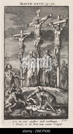 Tre croci su Golgotha, Jan Luyken, 1712 stampa di Amsterdam carta incisa "il Regno dei cieli è come un tesoro nascosto in un campo"  proverbiale detto di Cristo (Matteo 13:44) Foto Stock