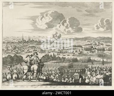 Rilievo di Kamerijk da parte del Duca d'Angiò, 1581, Jan Luyken, 1680 stampa Kamerijk assediato dal Duca di Parma ma sollevato dal Duca d'Angiò, 16 agosto 1581. Vista della città dalla posizione dell'esercito di Angiò, in primo piano due signori di campo a cavallo. Le truppe di Parma lasciano le loro caserme in giro per la città. Carta di Amsterdam che solleva l'assedio con assistenza esterna, sollievo Cambrai Foto Stock