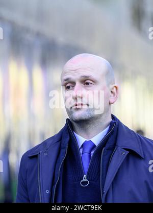 Stephen Flynn deputato (SNP) leader del Partito Nazionale scozzese che lascia il servizio commemorativo per Betty Boothroyd, ex presidente della camera dei comuni, Foto Stock