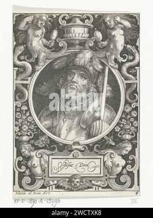 Ritratto di Giosuè in medaglione all'interno di una cornice rettangolare con ornamenti, Nicolaes de Bruyn, 1594 stampa Ritratto di Giulio Cesare come generale dei tempi antichi in medaglione all'interno di una cornice rettangolare con ornamenti in forma di serpenti e scene di fantasia. Incisione su carta olandese Joshua (uno dei nove valori) Foto Stock