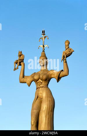 Germania, Bade Wurttemberg, Lago di Costanza (Bodensee), Costanza, il porto e Imperia con Re Sigismondo e Papa Martino V statua di Peter Lenk Foto Stock