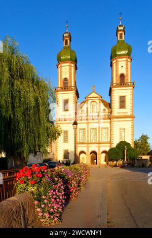 Francia, Bas Rhin, la Ried, Ebersmunster, Saint Maurice chiesa abbaziale del xviii secolo e di stile barocco tedesco Foto Stock