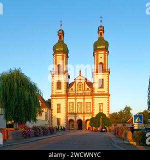 Francia, Bas Rhin, la Ried, Ebersmunster, Saint Maurice chiesa abbaziale del xviii secolo e di stile barocco tedesco Foto Stock