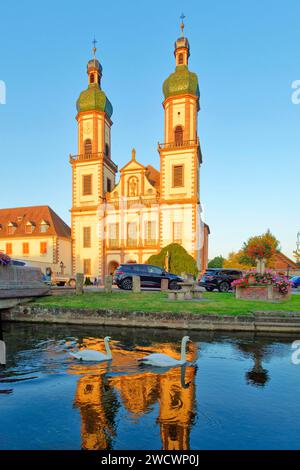 Francia, Bas Rhin, la Ried, Ebersmunster, Saint Maurice chiesa abbaziale del xviii secolo e di stile barocco tedesco Foto Stock