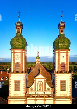 Francia, Bas Rhin, la Ried, Ebersmunster, Saint Maurice chiesa abbaziale del xviii secolo e di stile barocco tedesco Foto Stock