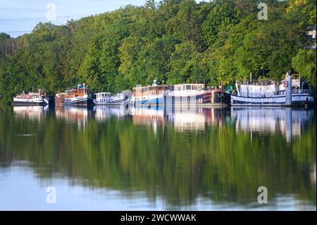 Francia, Val d'Oise, Pontoise, città vecchia di Saint-Ouenn l'Aumone Foto Stock