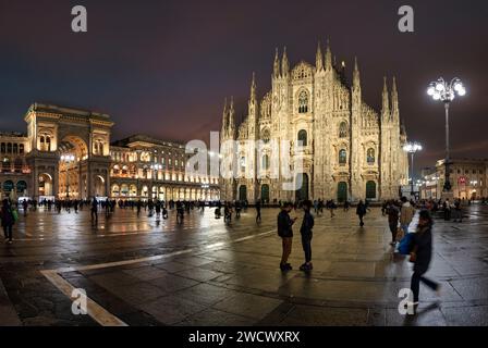 Italia, Lombardia, Milano, piazza del Duomo, Duomo di Milano, duomo di Milano, ufficialmente Cattedrale metropolitana della Natività della Santa Vergine Maria, spesso abbreviato in duomo Foto Stock