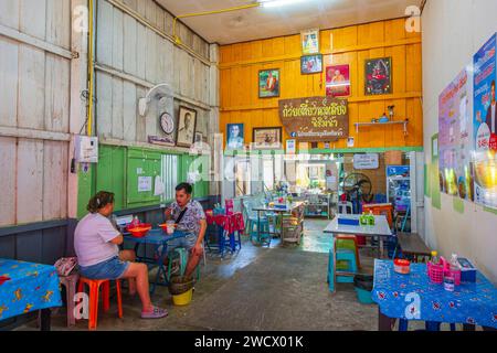 Thailand, Chanthaburi, ristorante nella storica strada di Chanthaboon Waterfront Community Foto Stock