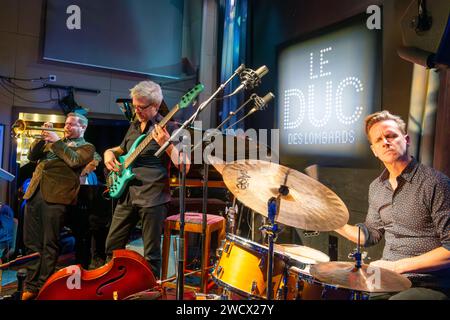 Francia, Parigi, il Jazz club Duc des Lombards, concerto di Kyle Eastwood Foto Stock