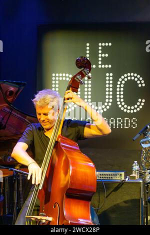 Francia, Parigi, il Jazz club Duc des Lombards, concerto di Kyle Eastwood Foto Stock