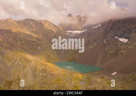 Francia, Isere (38), massiccio di Belledonne, Lac Blanc e Grand PIC de Belledonne (vista aerea) Foto Stock