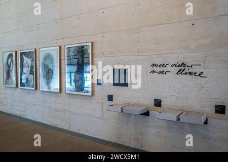 PALMA DI MAIORCA, SPAGNA - 22 SETTEMBRE 2023: All'interno della Fundació Miró Mallorca (Fondazione Miró Mallorca) Foto Stock