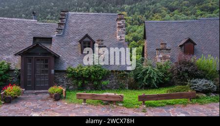 Garos Town, la Valle dell'Aran, Spagna, Europa Foto Stock