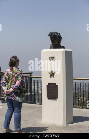 Stati Uniti, California, Los Angeles, Osservatorio Griffith, busto di James Dean Foto Stock