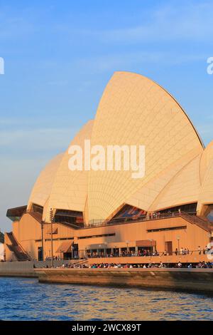 Australia, nuovo Galles del Sud, Sydney, Bennelong Point, Opera House (Sydney Opera House) progettata da Dane Jørn Utzon e inaugurata nel 1973 Foto Stock