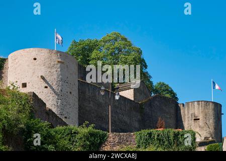 Francia, Mosella, Terra dei tre confini, Sierck les Bains, Castello dei Duchi di Lorena Foto Stock