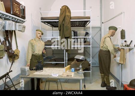 Francia, Mosella, Veckring, opera di Hackenberg, parte fortificata della linea Maginot, dormitorio dell'NCO Foto Stock