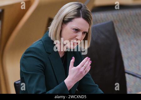 Edimburgo Scozia, Regno Unito 17 gennaio 2024. Segretario di gabinetto per l'istruzione e le competenze Jenny Gilruth MSP al Parlamento scozzese per il dibattito del Partito laburista scozzese: Stand up for Quality Education. credit sst/alamy live news Foto Stock