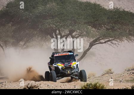 405 VAYSSADE Florent (fra), REY Nicolas (fra), Sebastien Loeb Racing - Bardahl Team, Polaris RZR Pro R, FIA SSV, azione durante la fase 10 della Dakar 2024 il 17 gennaio 2024 nei pressi di al Ula, Arabia Saudita Foto Stock