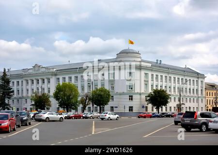 L'edificio governativo della regione di Tver in Andrey Dementiev Street Foto Stock