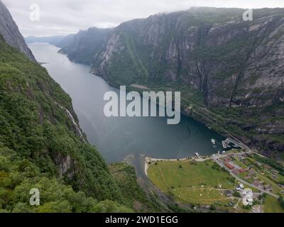 Lystrefjord, Rogaland in Norvegia in estate con drone dall'alto Foto Stock