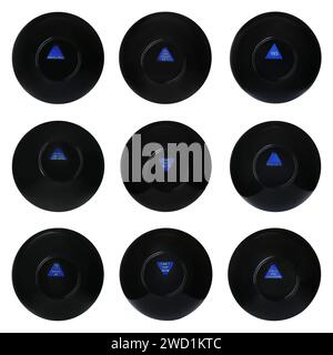 Magic Eight Ball con previsioni diverse isolate su bianco, Collection Foto Stock