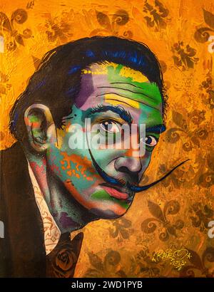 Salvador Dalí persona colorata Un'illustrazione di arte moderna su tela con pennelli e pennellate a spruzzo e sfondo vivace Foto Stock