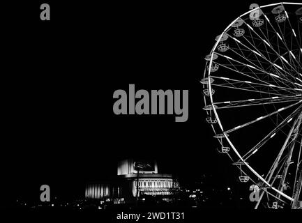 Turismo turistico, architettura Bydgoszcz di notte. Look artistico in bianco e nero. Foto Stock