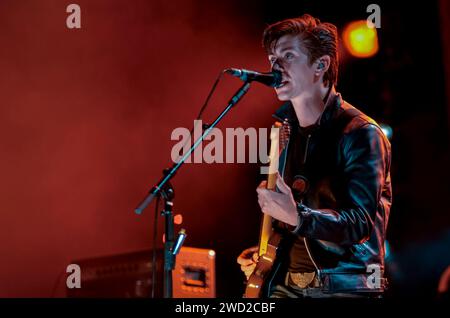 Alex Turner - Arctic Monkeys, V2011, Hylands Park, Chelmsford, Essex, Regno Unito - 20 agosto 2011 Foto Stock