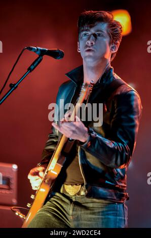 Alex Turner - Arctic Monkeys, V2011, Hylands Park, Chelmsford, Essex, Regno Unito - 20 agosto 2011 Foto Stock