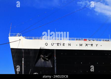 Long Beach, California: Nave Queen Mary. Il transatlantico britannico in pensione è stato trasformato in un museo, un ristorante e un hotel Foto Stock