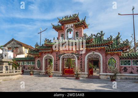 14 gennaio 2024: La sala dell'Assemblea di Phuc Kien della Congregazione cinese Fujian a Hoi An, in Vietnam, è stata costruita intorno al 1697 per i residenti dal Fujian al Mee Foto Stock