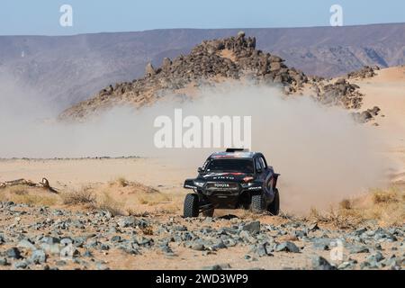 243 BOTTERILL Guy David (zaf), CUMMINGS Brett (zaf), Toyota Gazoo Racing, Toyota GR DKR Hilux, FIA Ultimate, azione durante la fase 11 della Dakar 2024 il 18 gennaio 2024 tra al Ula e Yanbu, Arabia Saudita Foto Stock