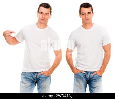 Uomo in una T-shirt bianca isolato su sfondo bianco per il tuo design Foto Stock