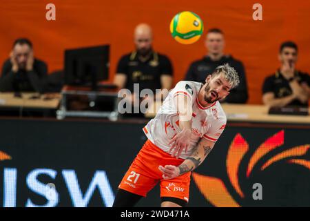 Jatrzebie Zdroj, Polonia. 17 gennaio 2024. Tomasz Fornal di Jastrzebski Wegiel visto in azione durante la partita di pallavolo CEV Champions League Volley 2024 tra Jastrzebski Wegiel e SVG Luneburg a Hall ( jastrzebie-Zdroj). Punteggio finale; Jastrzebski Wegiel 3:0 (25:17, 25:16, 25:19) SVG Luneburg. (Foto di Grzegorz Wajda/SOPA Images/Sipa USA) credito: SIPA USA/Alamy Live News Foto Stock