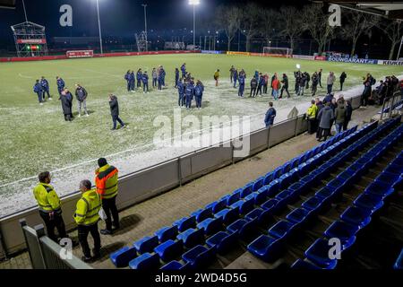 Utrecht, Paesi Bassi. 18 gennaio 2024. UTRECHT, 18-01-2024, Sportcomplex Zoudenbalch, Dutch TOTO KNVB beker 1/8 finali, stagione calcistica 2023/2024. Durante la partita Hercules - Cambuur, panoramica credito: Pro Shots/Alamy Live News Foto Stock