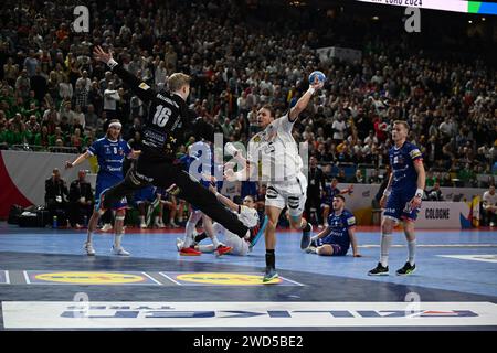 Colonia, Germania. 18 gennaio 2024. Durante la partita di menÂ &#x80;&#x99;EHF Euro 2024 tra Germania e Islanda alla Lanxess Arena di Berlino, Colonia Credit: Independent Photo Agency/Alamy Live News Foto Stock