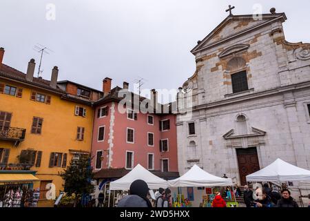 Annecy, Francia - 29 gennaio 2022: La Chiesa di Saint-Francois, conosciuta come la Chiesa degli italiani, è una chiesa cattolica ad Annecy, in alta Savoia, Foto Stock
